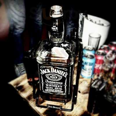 Unplugged Whisky Bar