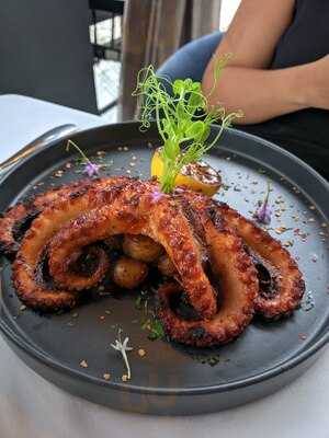 Hoo Haa Restaurant And Bar