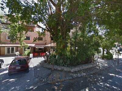 Italian Bakery & Deli