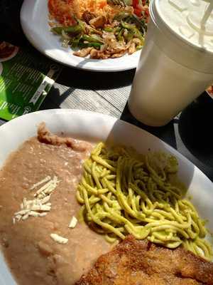 Mami’s Comidas Caseras