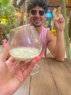 La Corriente Cevicheria Nais