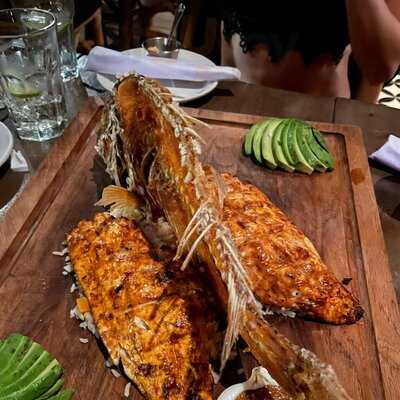 La Corriente Cevicheria Nais