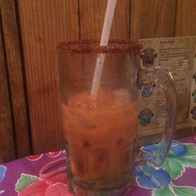 Cervecería Revolución Suc. Santa Tere