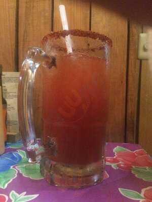 Cervecería Revolución Suc. Santa Tere