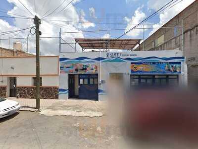 Cervecería Revolución Suc. Santa Tere