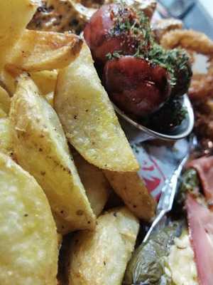 Redneck Wings Ribs And Beer
