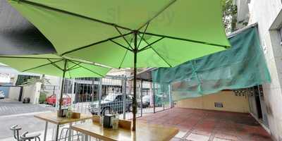 La Creme Bistro Americano