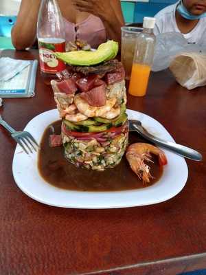 La Tostaderia Mariscos