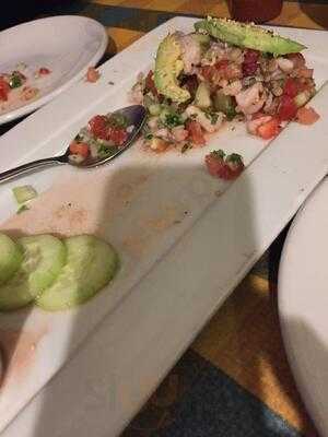 Muelle 7 Mariscos & Bar