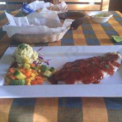 Muelle 7 Mariscos & Bar