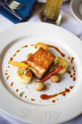 Gamboa Tapeo & Vineo