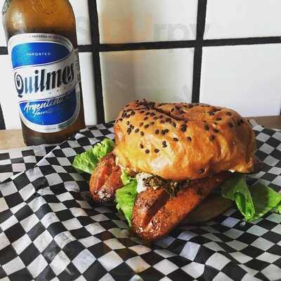 El Cuarto Hostel Bar