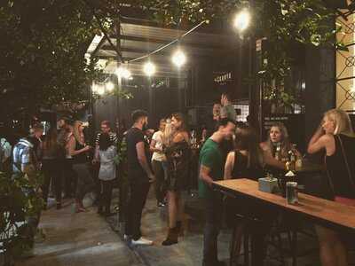 El Cuarto Hostel Bar