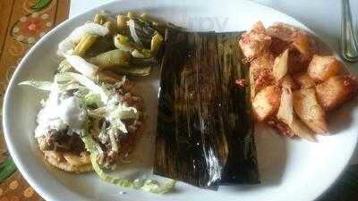 Los Jarrones Restaurante