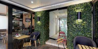 Berthas Kitchen And Coffe