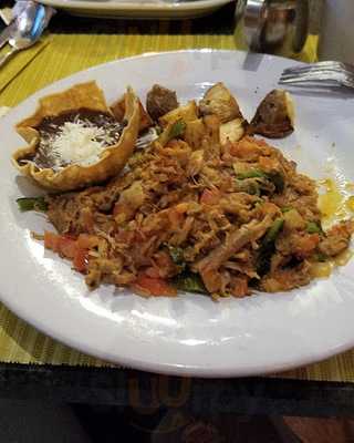 Chiles En Nogada En Tijuana