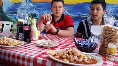 Mariscos La Carreta Baja
