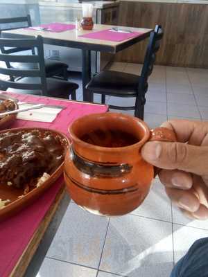 Caldos Y Guisados La Rústica Zona Río