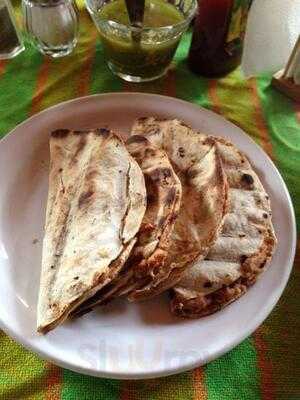 El Farallón Del Pacífico