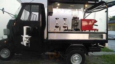 Catrín De La Rue-food Truck Coffee