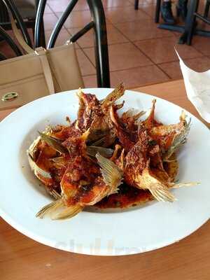 Mahi-mahi Restaurant De Mariscos En El Mapa