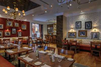 El Grill Prime Steakhouse & Raw Bar