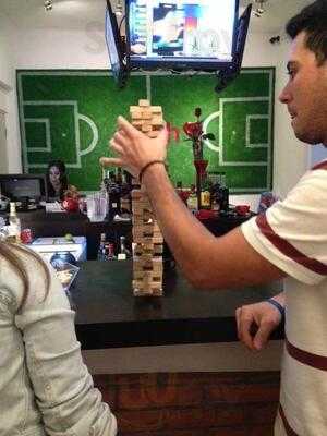 Nosh Restaurante + Bar