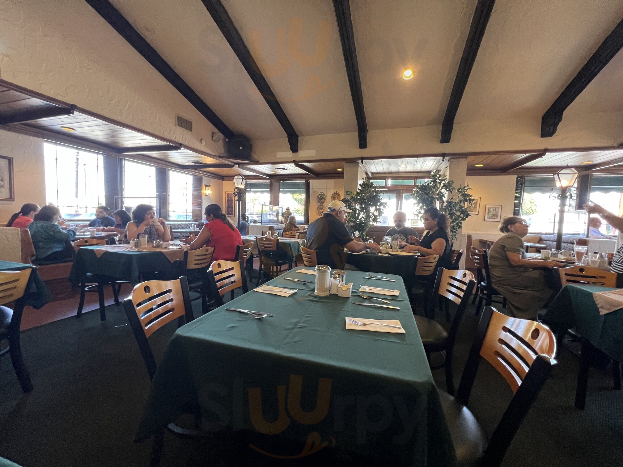 Restaurant La Plazita - Mexicali.