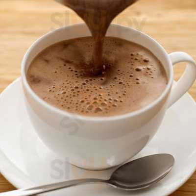 La "t" Galeria Caffe