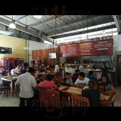 El Mundo Maya Restaurant