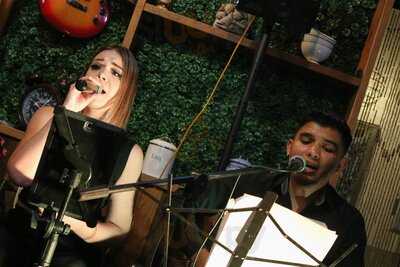 Cafezzito  Un Mexicano ¡por Favor!