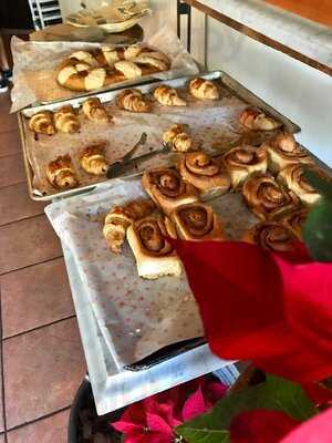 Dulce Tierra Bakery & Coffee Shop