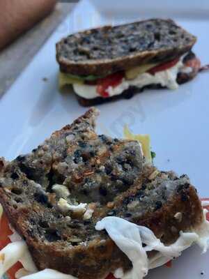 Dulce Tierra Bakery & Coffee Shop