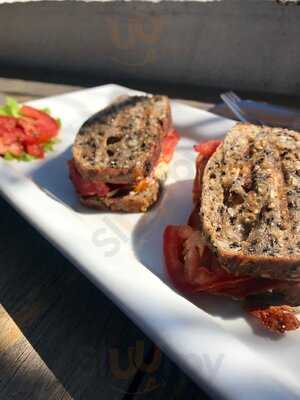 Dulce Tierra Bakery & Coffee Shop