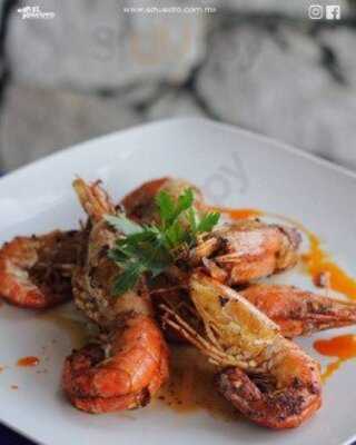 El Huesito Langostinos Y Mariscos