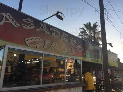 Tacos & Mariscos Guss