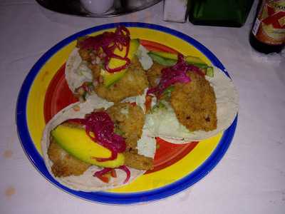 Los Pescaditos Holbox Tacos & Beer
