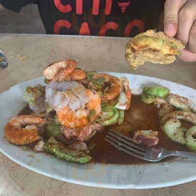 El Guamuchilito Mariscos