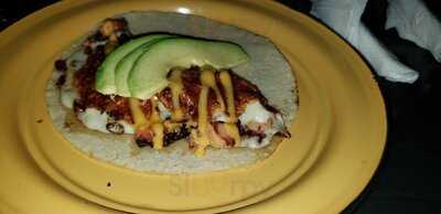 Yuzu Cocina Del Mar & Grill