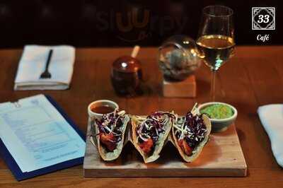 Café & Panadería 33