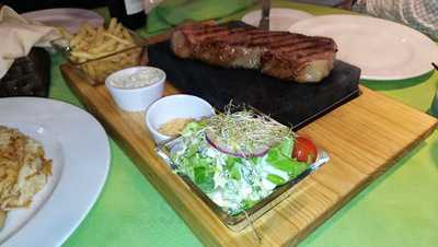 Casa Vittore Café Bistro