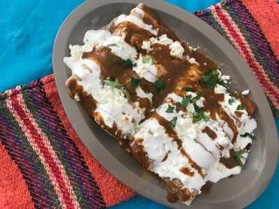 Las Famosas Tortas De Chilaquiles