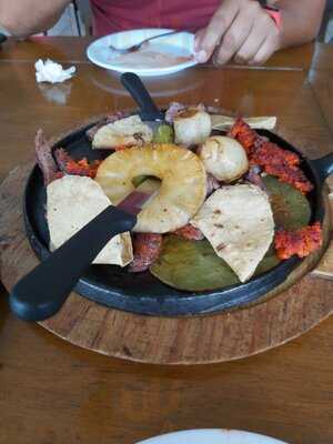 Carnes En Su Jugo De La Torre