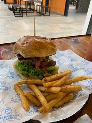 Hermanos Diablo By Frikys