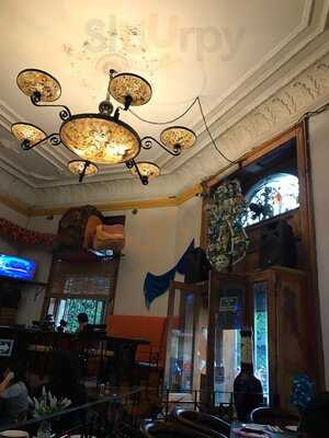 Cantina La Botellita