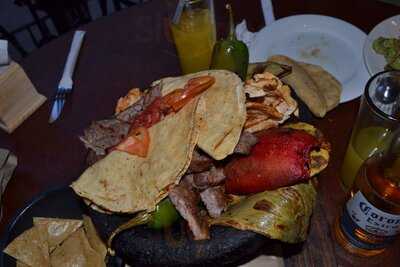 Cantina La Botellita