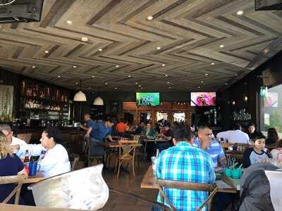 Mari & Fran Cocina Casual