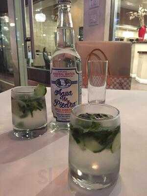 Ararat Restaurant & Bar