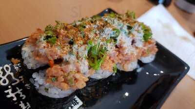 Saga Restaurant & Sushi Bar