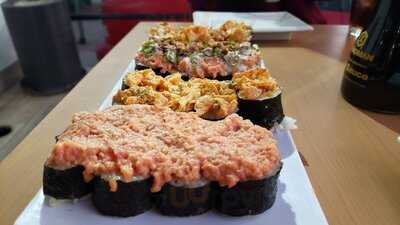 Saga Restaurant & Sushi Bar